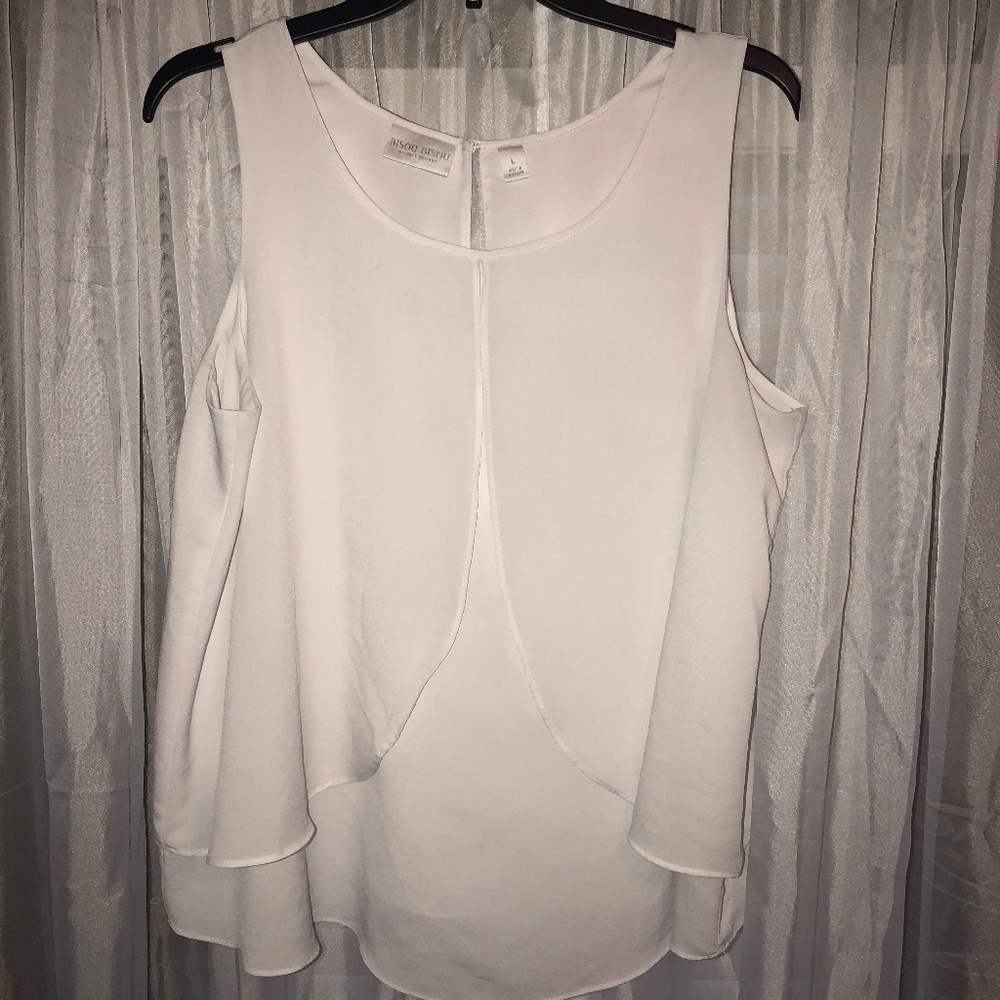 White Sheer Tank Blouse • L • Bisou Bisou • NWOT